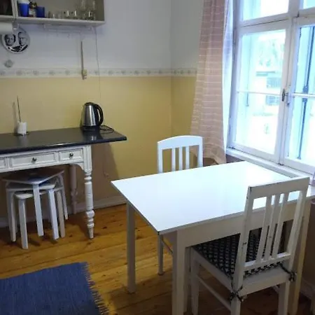 Kodu Majutus Leilighet Tallinn Eksteriør bilde